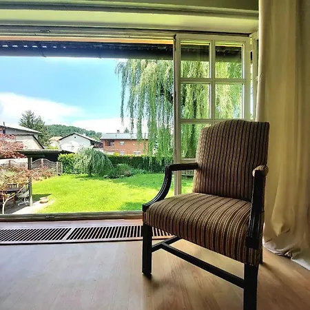 R24, Rose House Guest house *