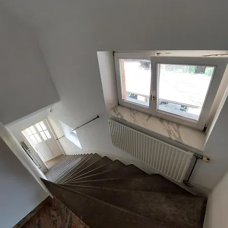 R24, Rose House Guest house Ljubljana